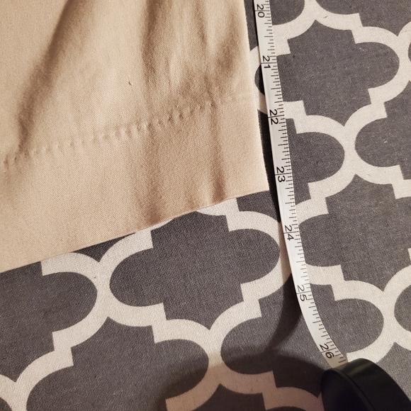 Tommy Hilfiger Shorts - Picture 3 of 11